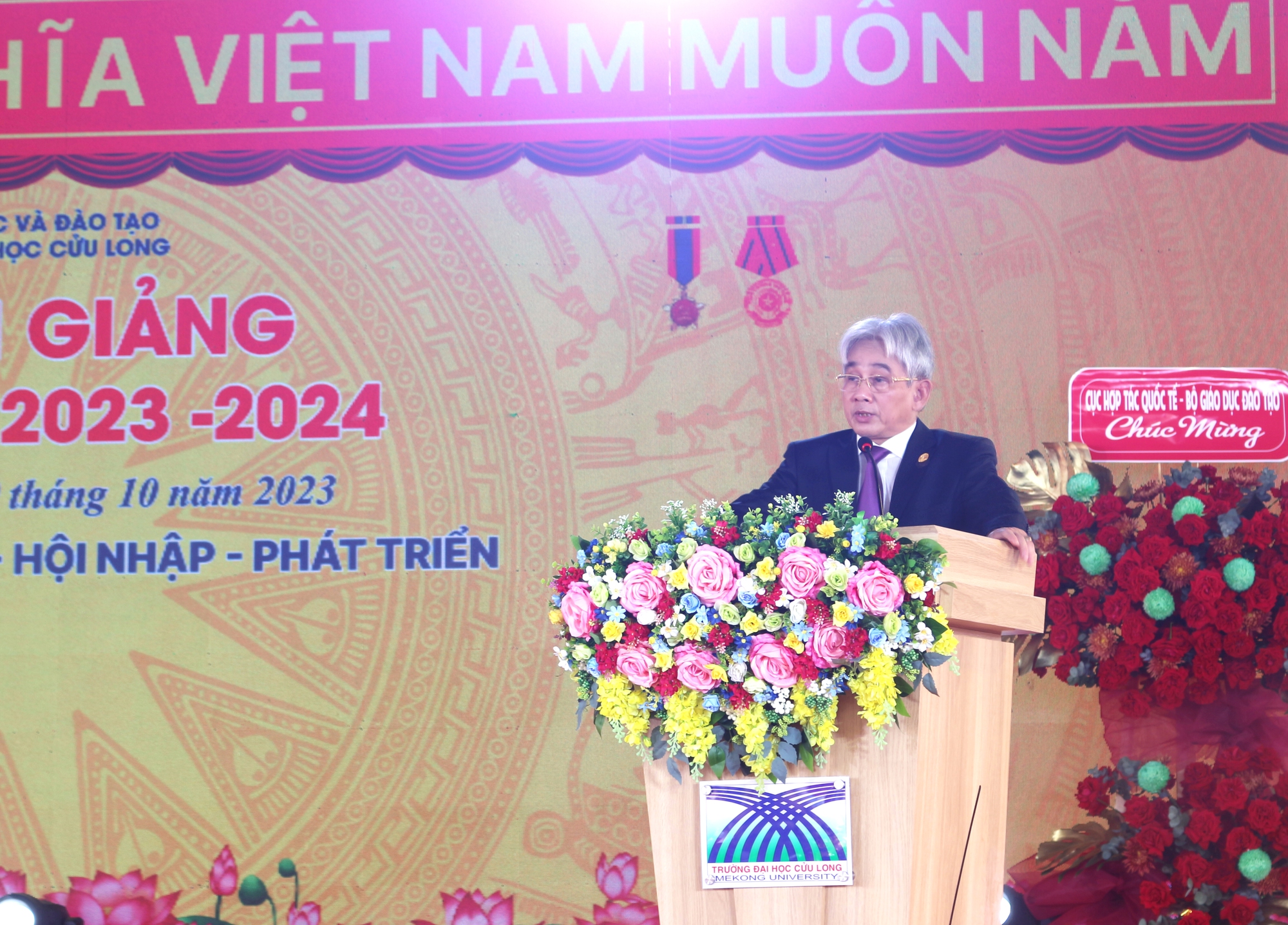 Trường ĐH Cửu Long đ&oacute;n nhận 2.235 t&acirc;n sinh vi&ecirc;n - Ảnh 3.