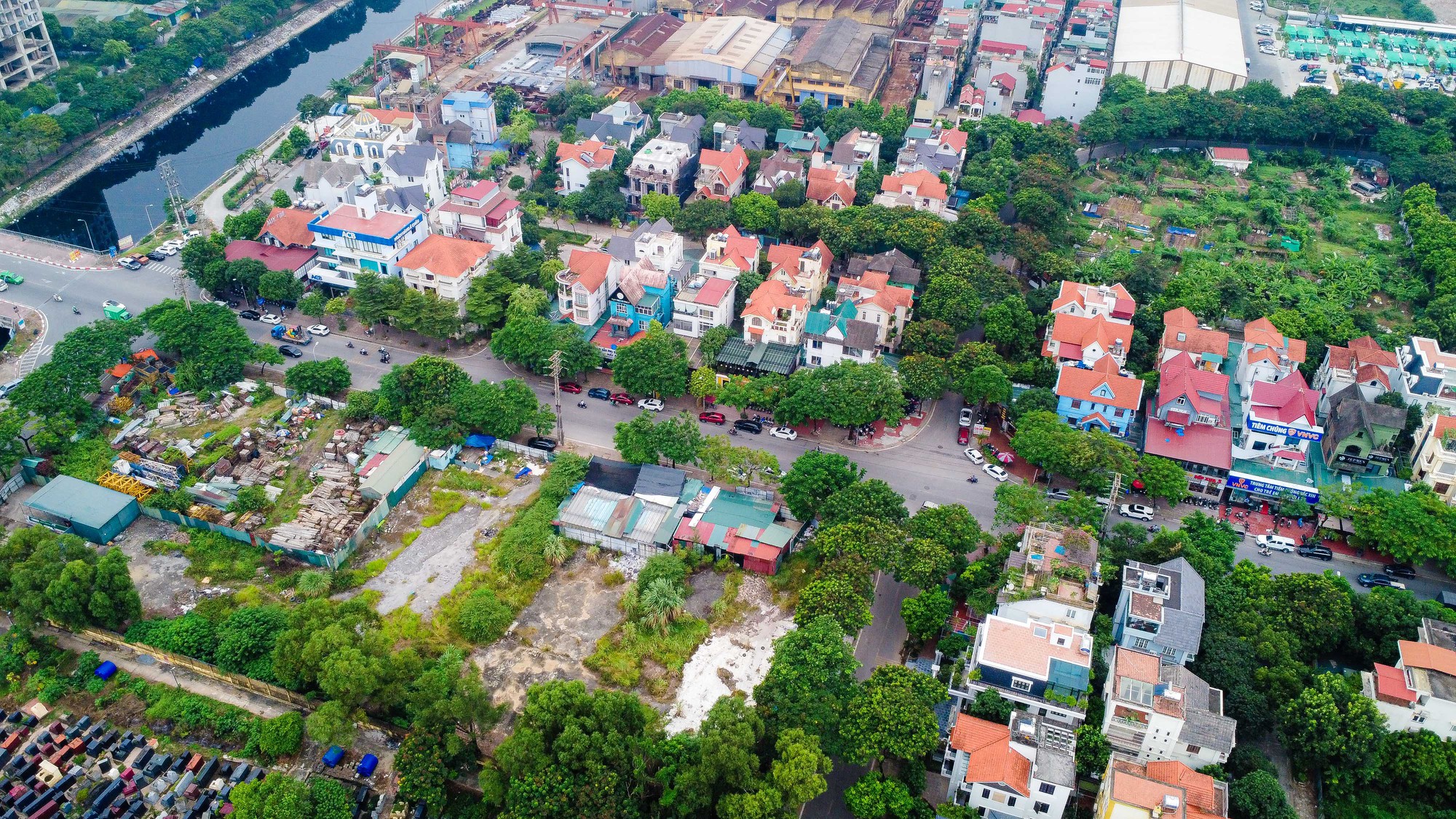 Cận cảnh những ô đất được duyệt xây trường học tại phường đông dân nhất Hà Nội