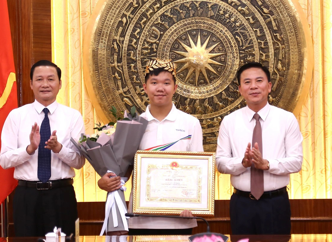 Thanh Hóa lý giải việc thưởng 200 triệu đồng cho quán quân "Đường lên đỉnh Olympia"