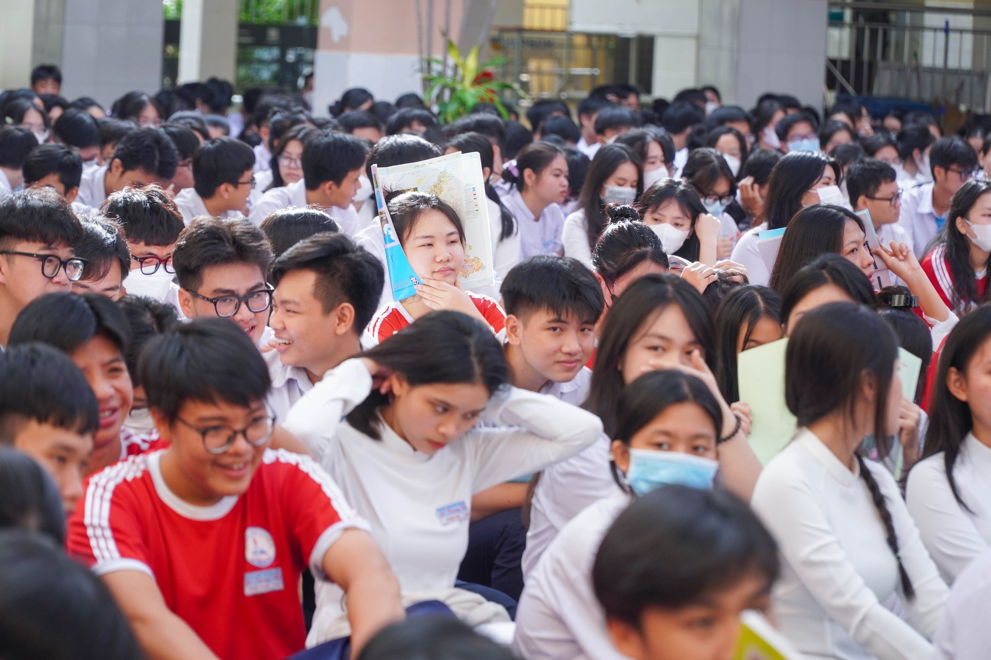 Giao lưu với thủ khoa: H&eacute; lộ b&iacute; quyết điểm cao bất ngờ - Ảnh 9.