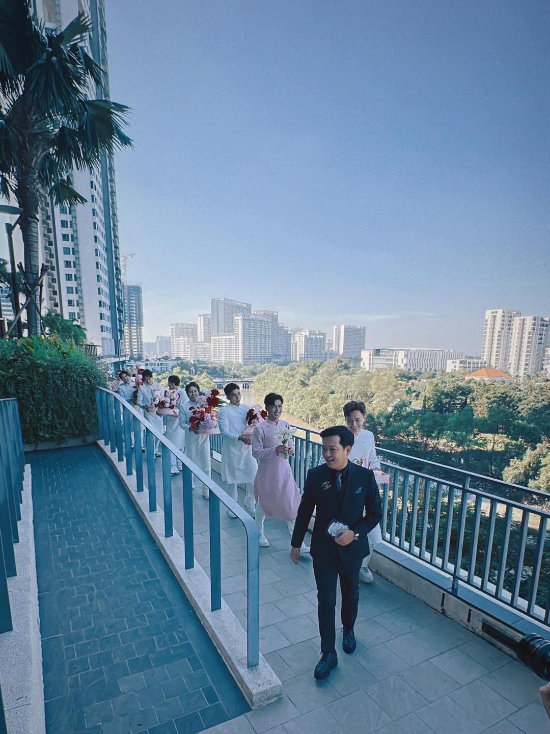 Trai xinh, gái đẹp tề tựu lễ tân hôn Puka - Gin Tuấn Kiệt - Ảnh 13.