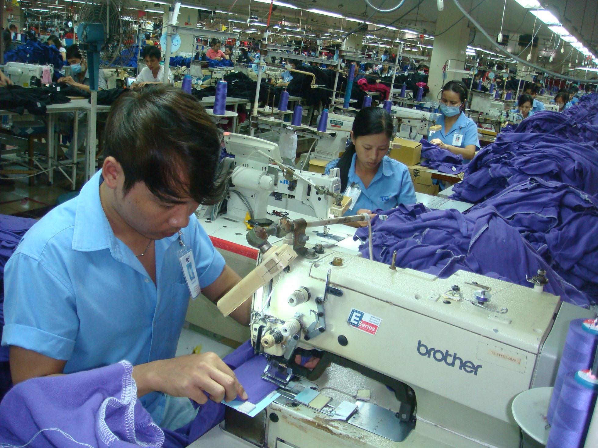 Giúp doanh nghiệp vượt khó
