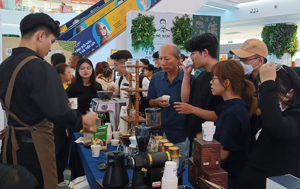 Không ngừng nâng tầm cà phê Việt