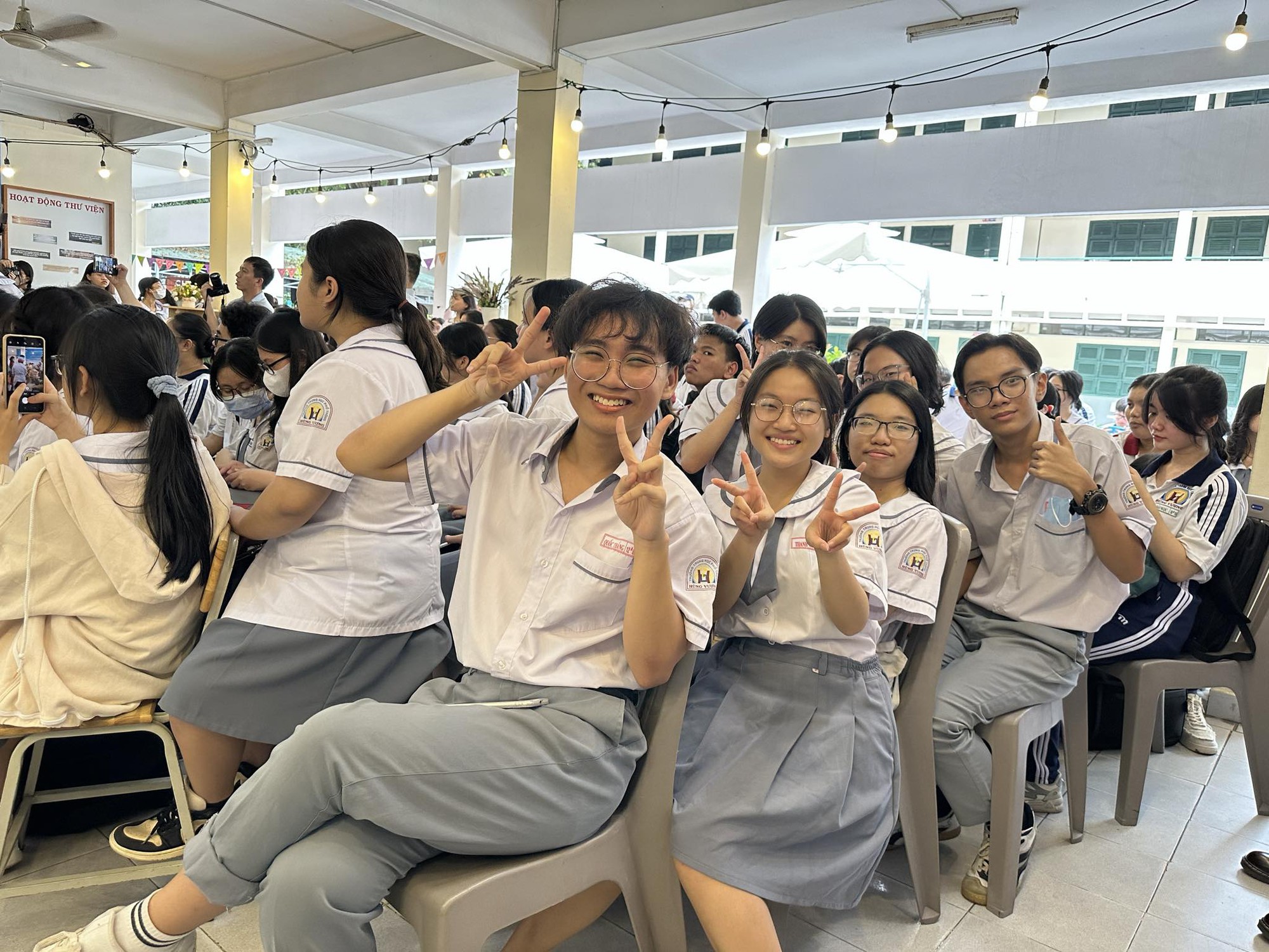 TP HCM khuyến kh&iacute;ch c&aacute;c trường d&agrave;nh 1 tiết/tuần cho học sinh đọc s&aacute;ch- Ảnh 1.