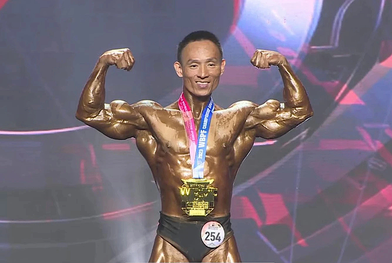 Chàng lực sĩ song sinh giành ngôi vô địch thể hình thế giới - Ảnh 6.