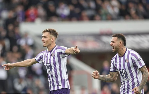 Toulouse tạo địa chấn Europa League, Liverpool gục ngã trên đất Pháp - Ảnh 3.