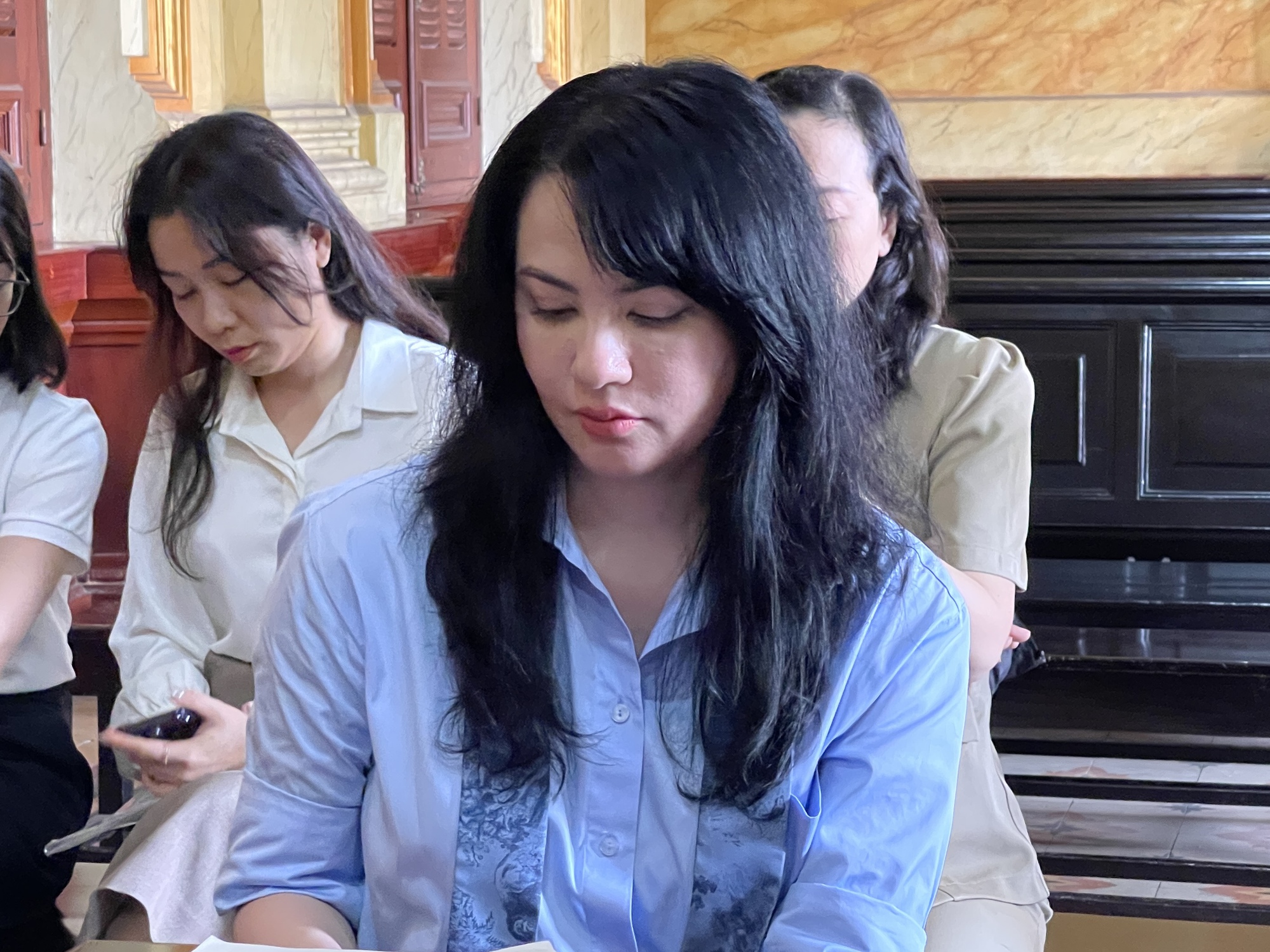 Cựu siêu mẫu Ngọc Thúy được chia hơn 100 tỉ đồng sau ly hôn: Chồng cũ lên tiếng