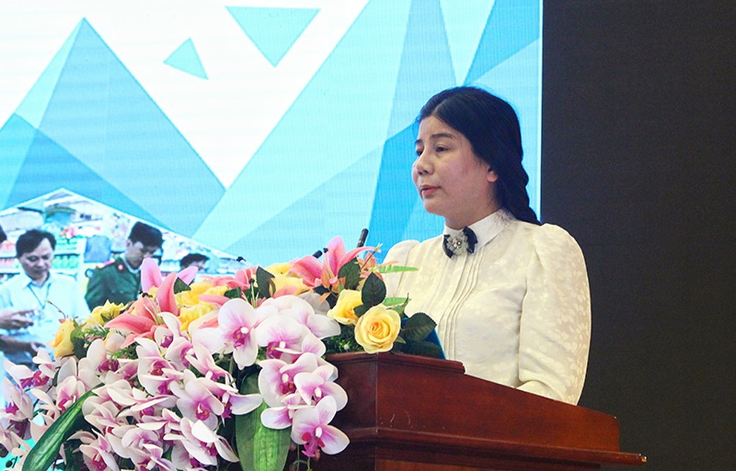 Chủ tịch UBND TP Hà Nội nói gì về việc Phó chủ tịch quận khiếu nại quyết định cho nghỉ?