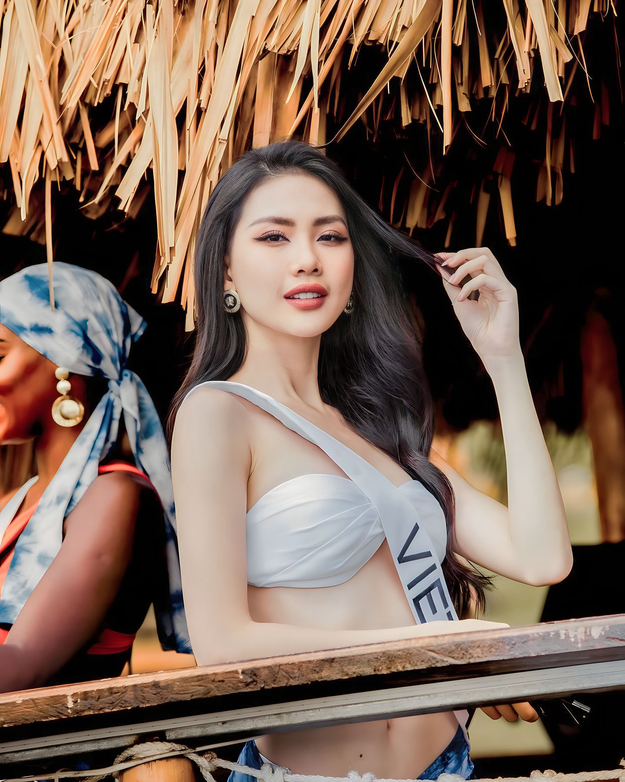 Kh&ocirc;ng kh&iacute; Miss Universe 2023 giữa l&uacute;c CEO cuộc thi ph&aacute; sản - Ảnh 11.