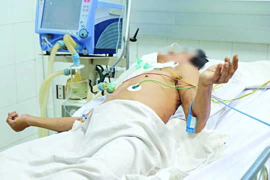 Hạ cấp độ dịch, COVID-19 không được ưu tiên ngân sách khám chữa bệnh trong nhóm B