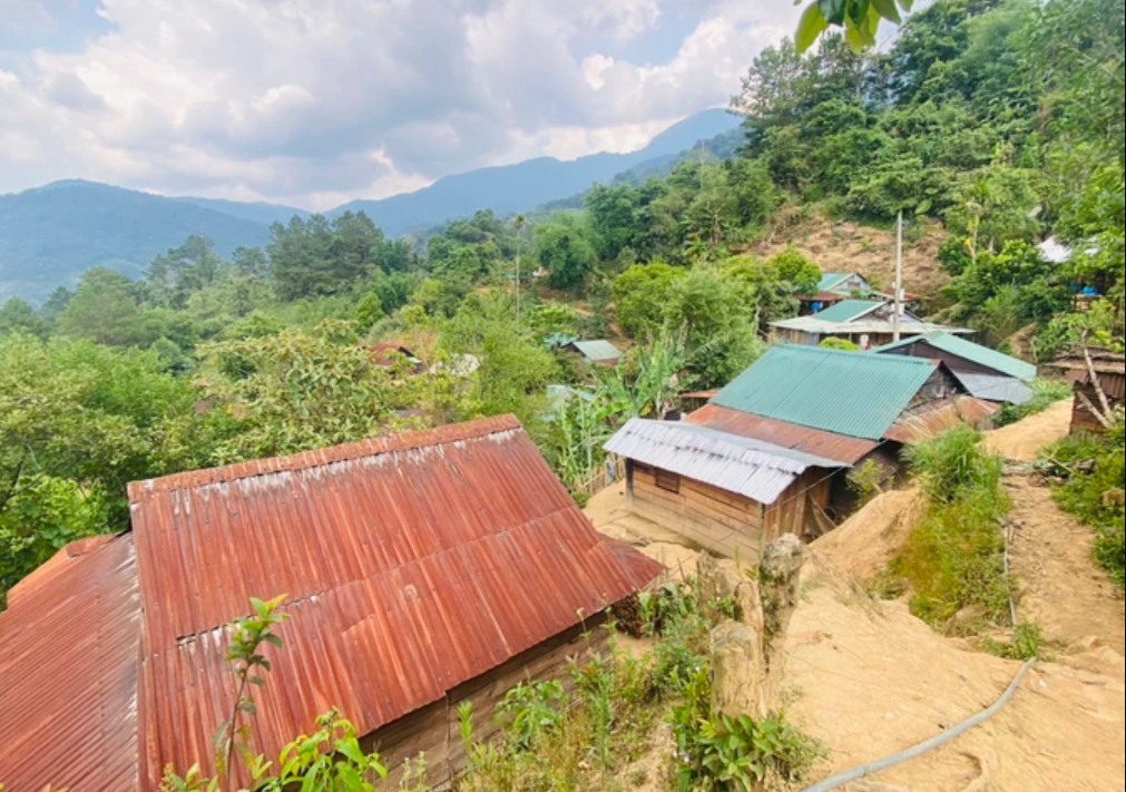 Lý do không xử lý các cán bộ thu lại 8/10 triệu đồng hỗ trợ của dân