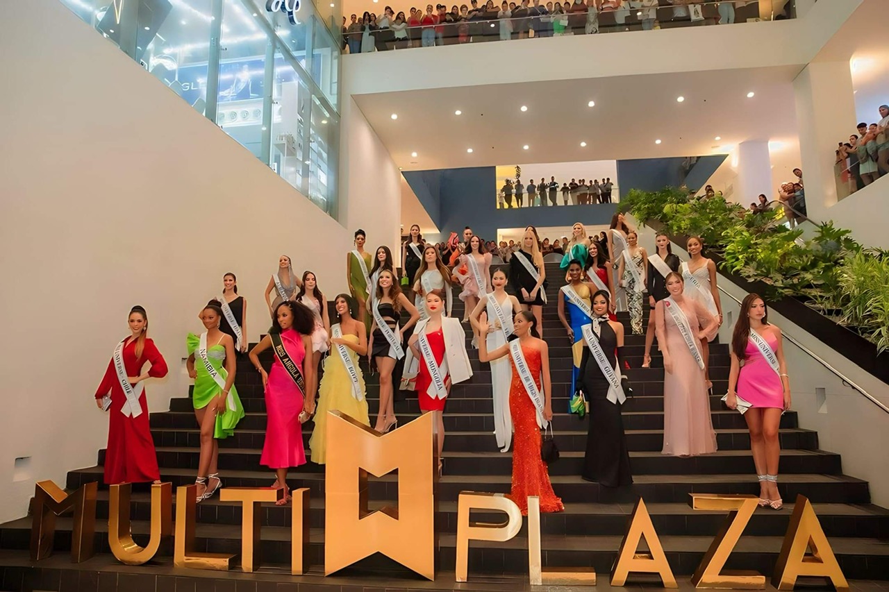 Kh&ocirc;ng kh&iacute; Miss Universe 2023 giữa l&uacute;c CEO cuộc thi ph&aacute; sản - Ảnh 1.