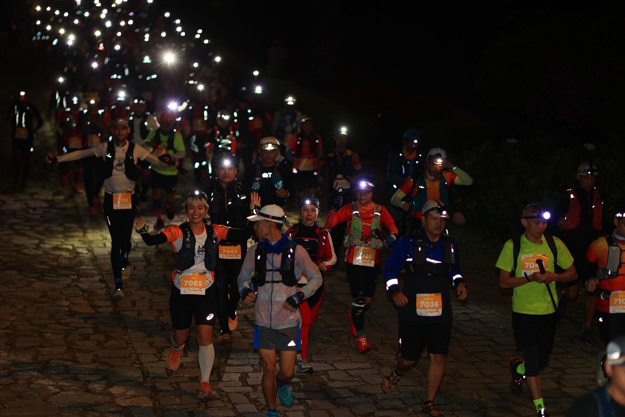 Lâm Đồng Trail 2023: Chạy vì 130 năm Đà Lạt xây dựng và phát triển - Ảnh 2.
