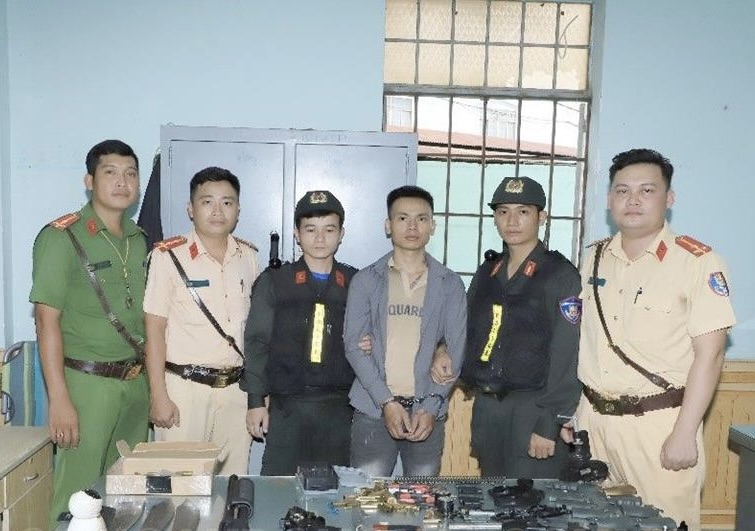 Ph&aacute;t hiện l&ograve; sản xuất s&uacute;ng ở Bi&ecirc;n Ho&agrave; - Ảnh 1.