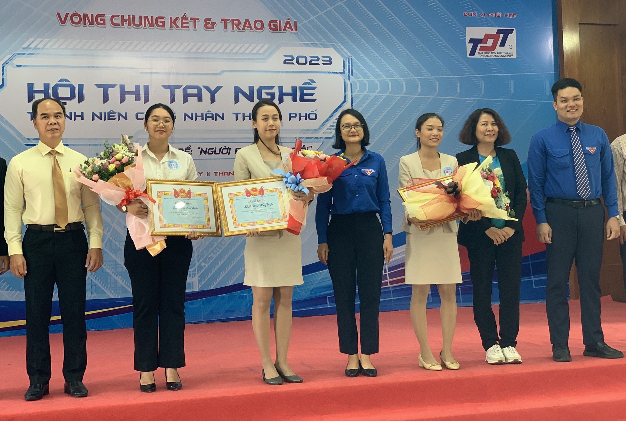 Những h&igrave;nh ảnh ấn tượng tại hội thi Người b&aacute;n h&agrave;ng giỏi - Ảnh 8.