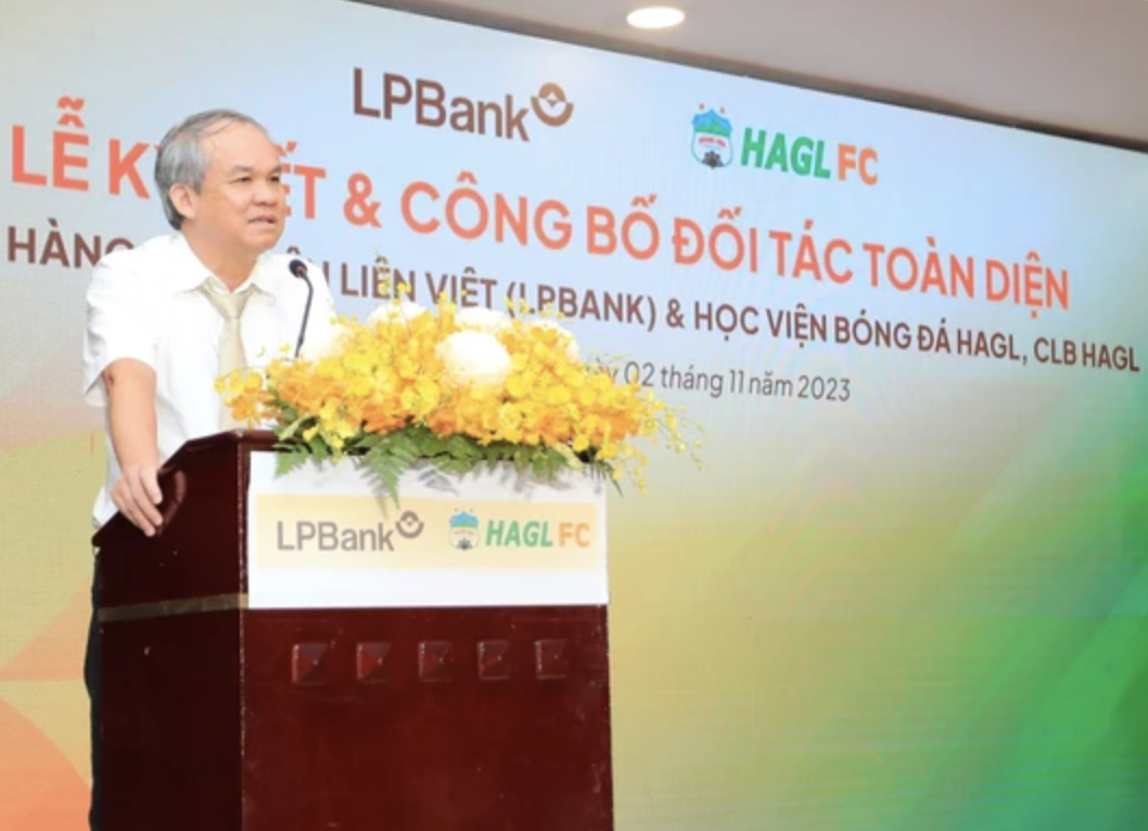 CLB Hoàng Anh Gia Lai đã sai khi bất ngờ đổi tên lúc thi đấu? - Ảnh 3.