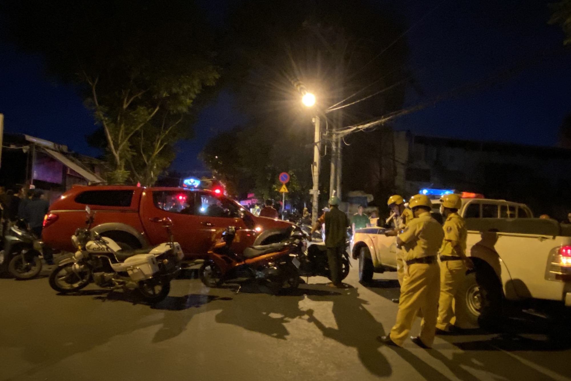 Ch&aacute;y lớn ở quận 7 - TP HCM - Ảnh 5.