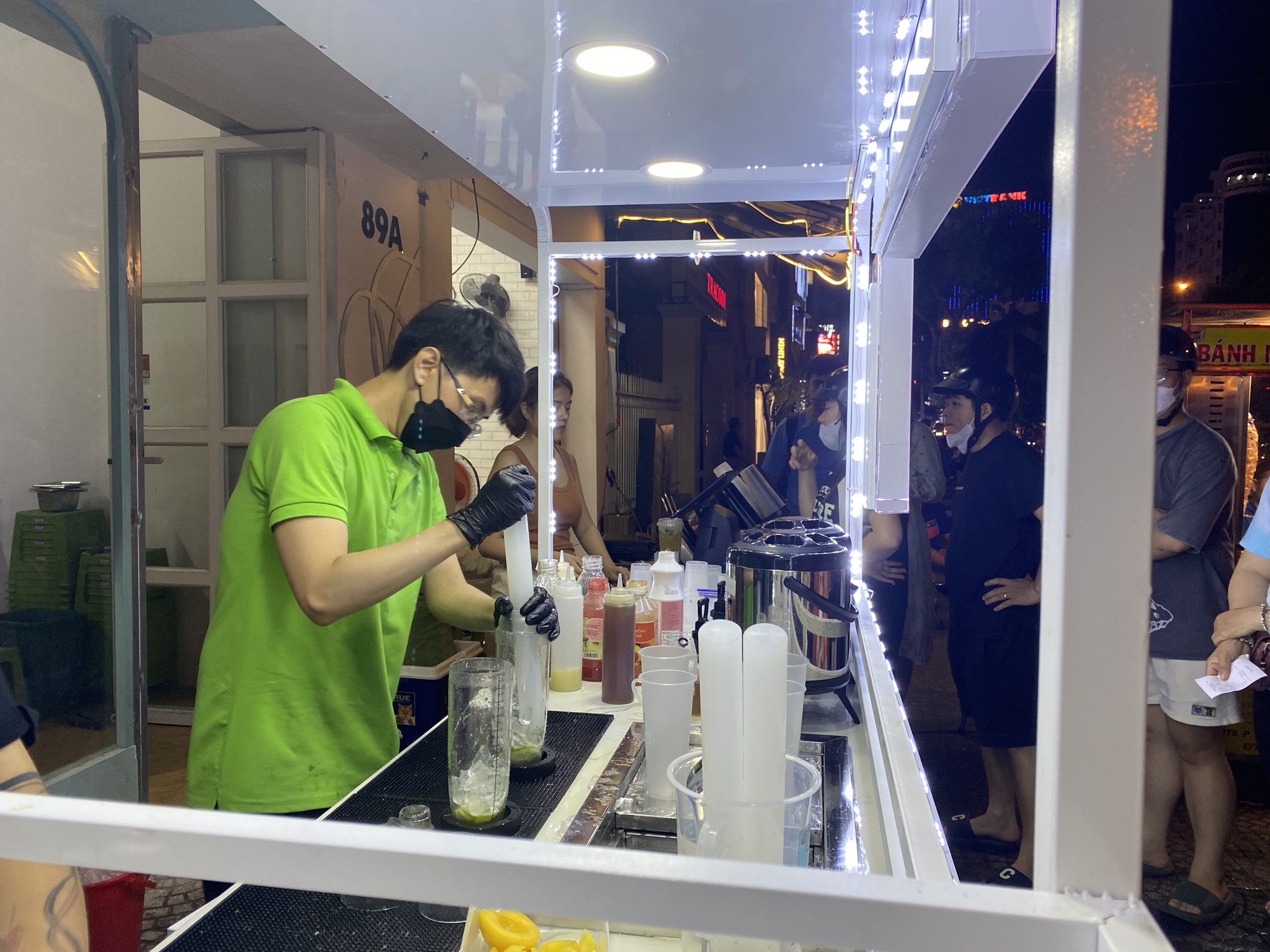 Đến lượt trà chanh giã tay của Trung Quốc tạo “trend” tại Việt Nam