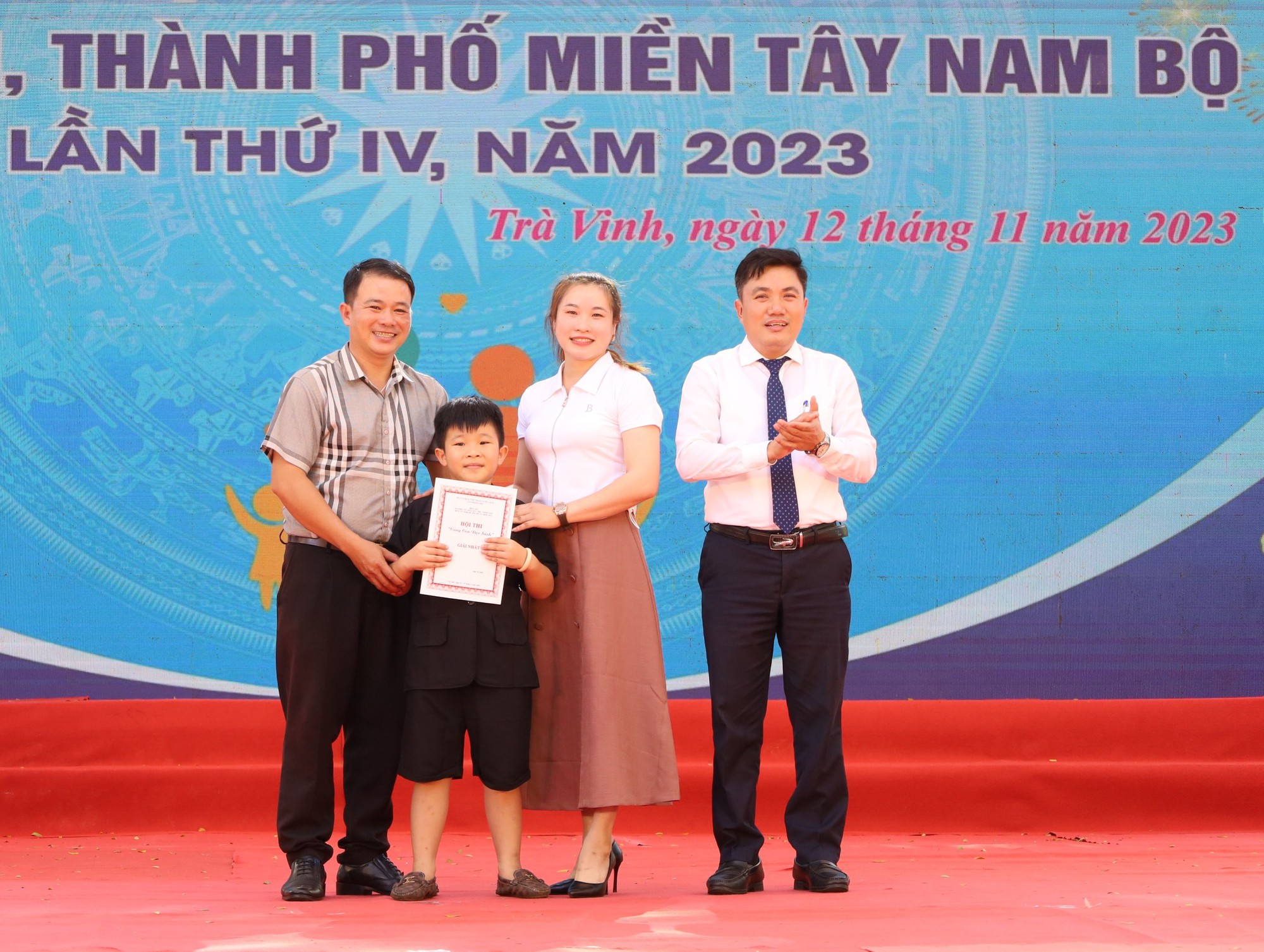 Bế mạc và trao giải Ngày hội Gia đình tiêu biểu miền Tây Nam Bộ - Ảnh 3.