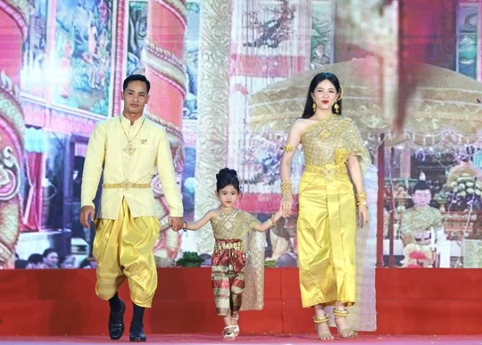 Bế mạc và trao giải Ngày hội Gia đình tiêu biểu miền Tây Nam Bộ