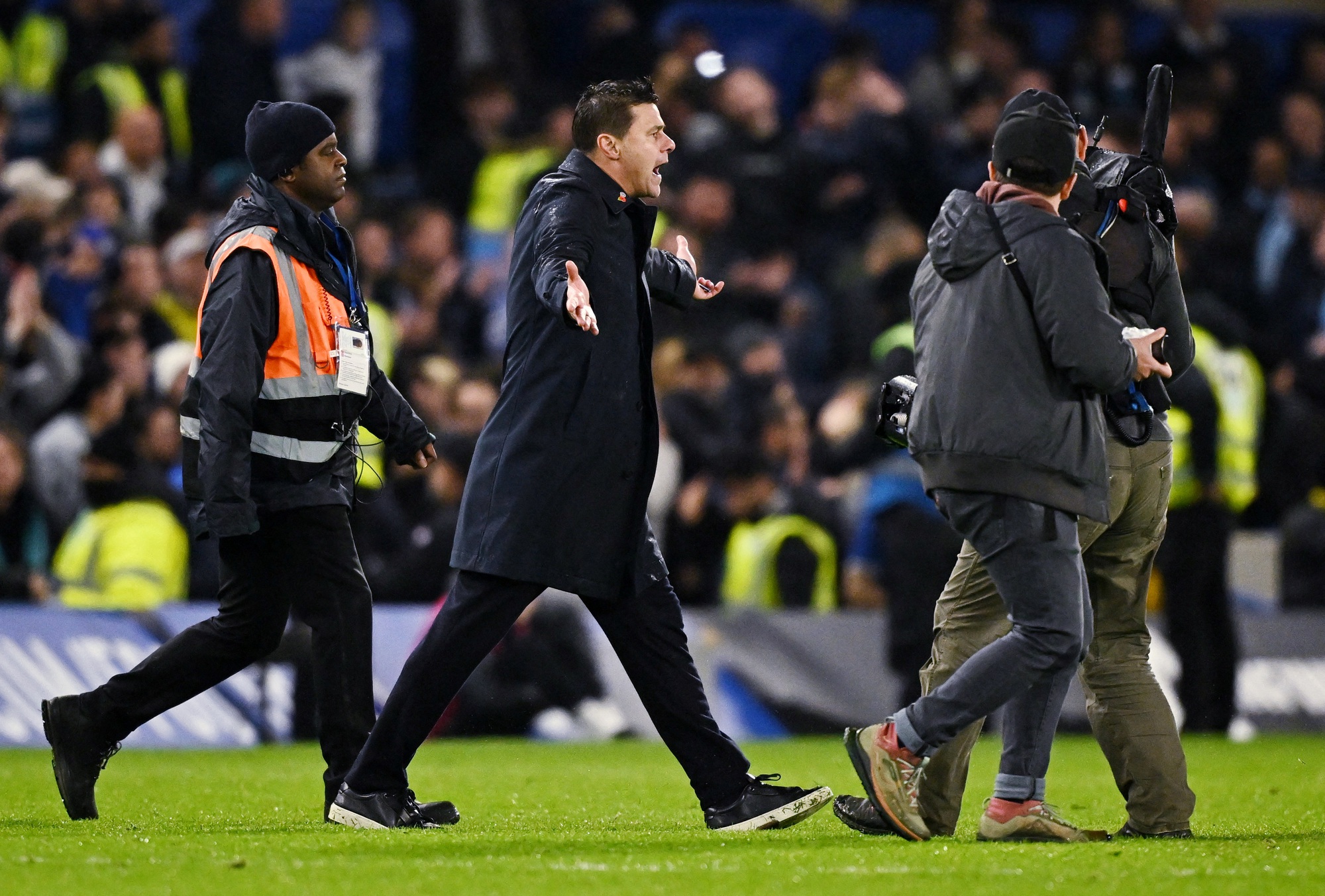 Rượt đuổi nghẹt thở, Chelsea chia điểm trận cầu 8 b&agrave;n với Man City - Ảnh 2.