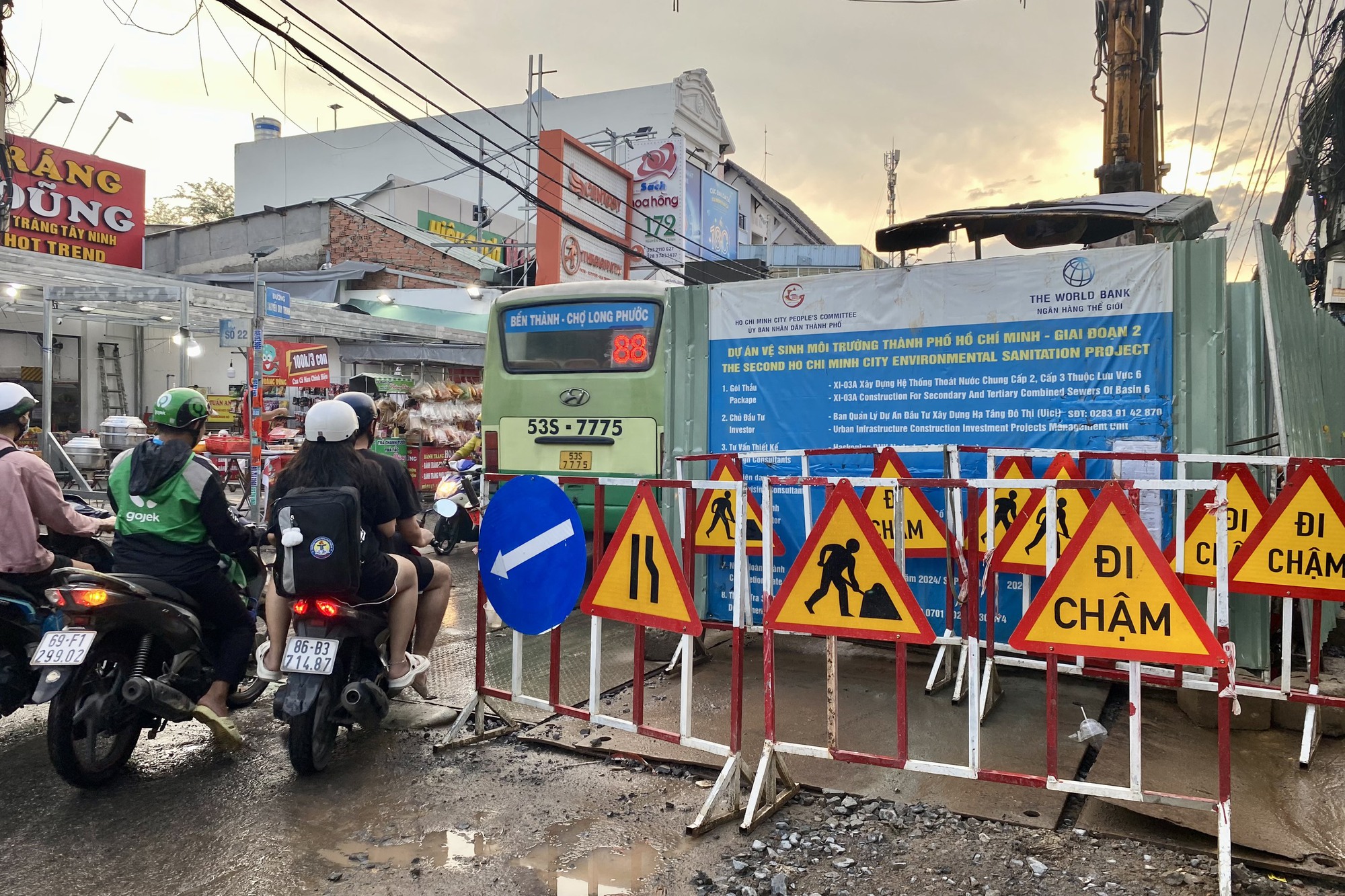 Qu&aacute; khổ với l&ocirc; cốt, nhất l&agrave; dịp cuối năm - Ảnh 2.