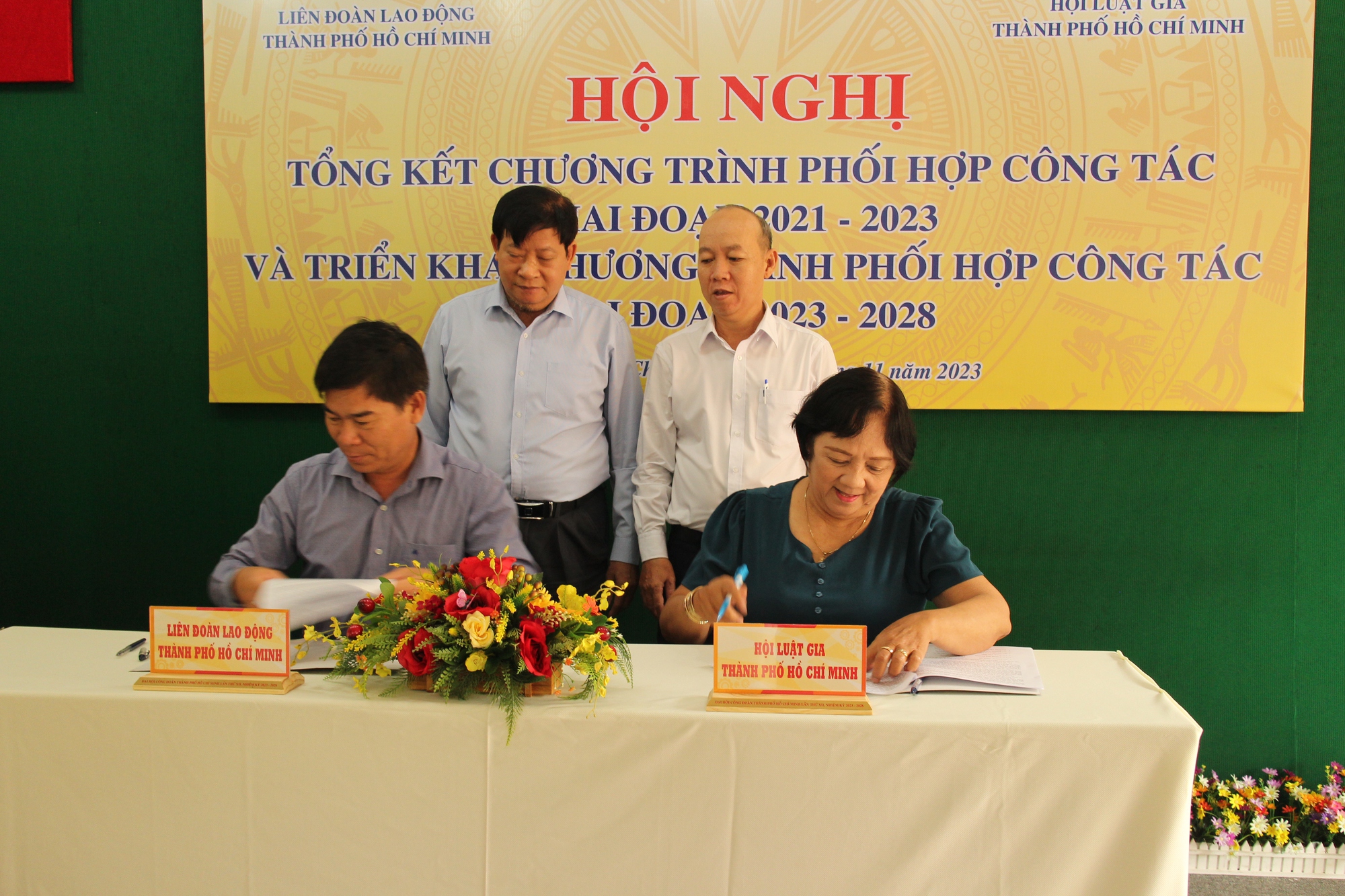 Tư vấn, hỗ trợ pháp lý cho 1.218 người lao động