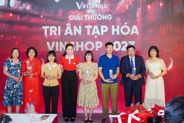 Thu tiền tỷ mỗi tháng, tạp hoá lên đời nhờ số hoá - Ảnh 4.