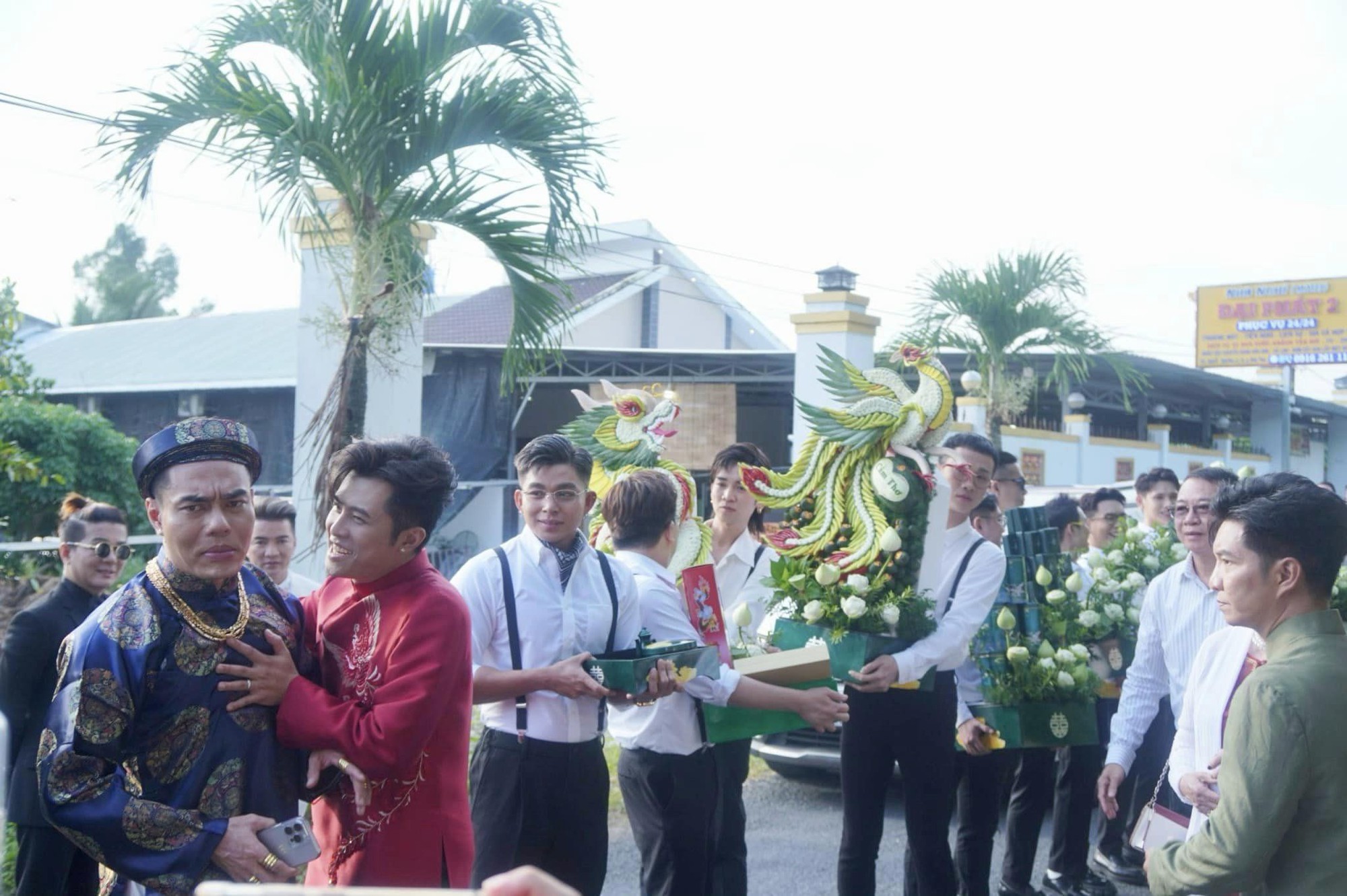 Đ&aacute;m cưới Puka - Gin Tuấn Kiệt: Tiệc nh&oacute;m họ đậm chất miền T&acirc;y! - Ảnh 18.