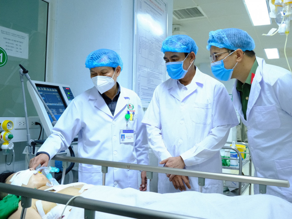 Lai lịch của đối tượng d&ugrave;ng k&eacute;o đ&acirc;m trọng thương thượng u&yacute; c&ocirc;ng an - Ảnh 3.
