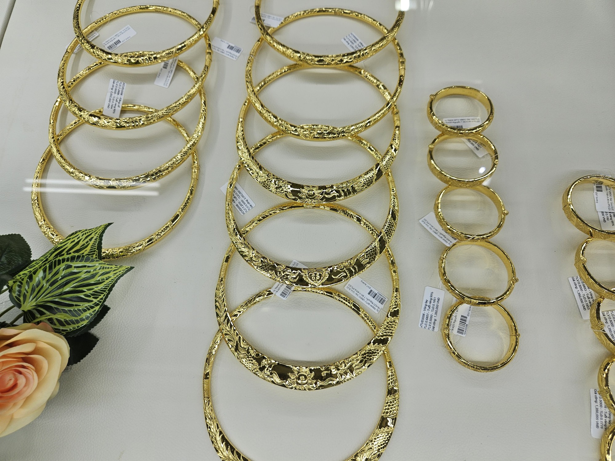 Nghịch lý vàng nhẫn, vàng trang sức