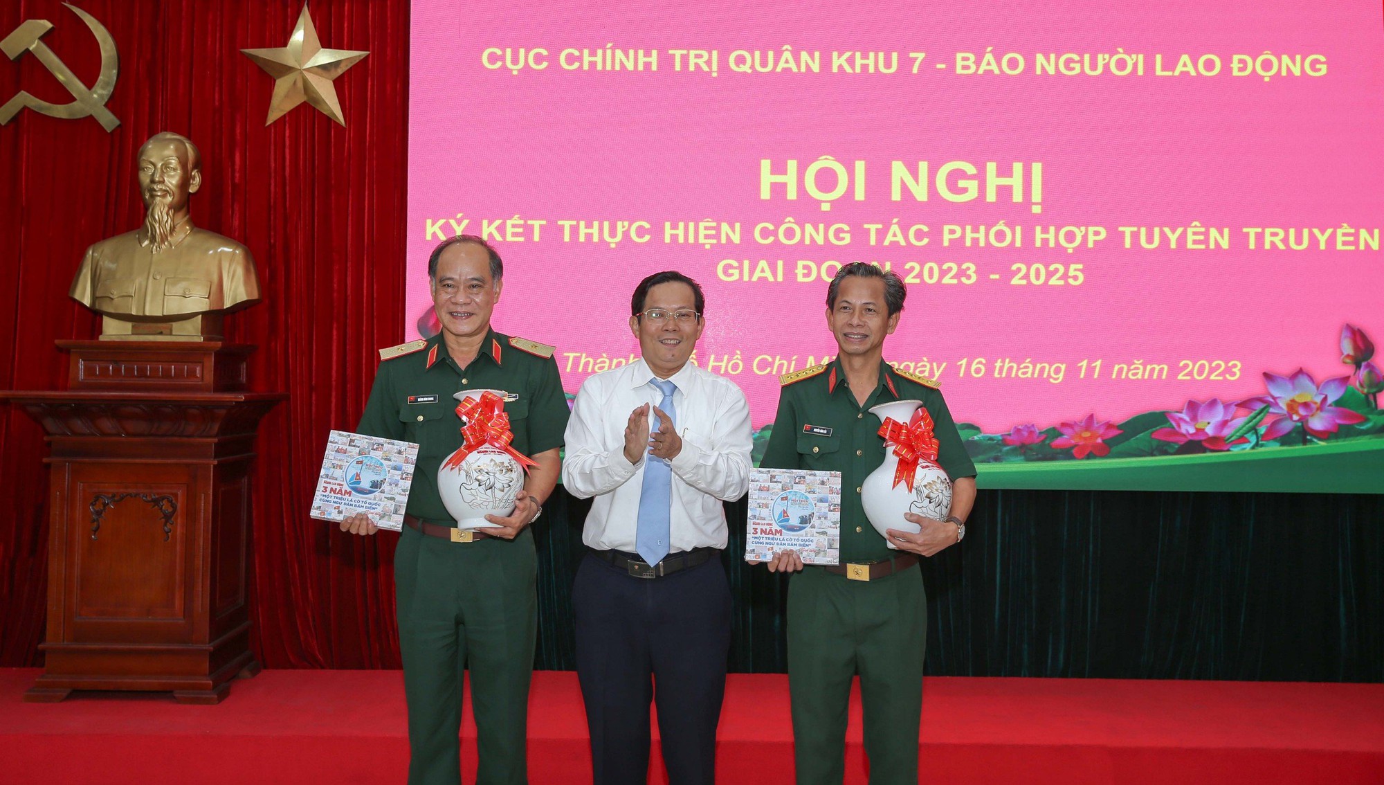 Bước tiến mới trong phối hợp giữa Cục Ch&iacute;nh trị Qu&acirc;n khu 7 v&agrave; B&aacute;o Người Lao Động - Ảnh 5.