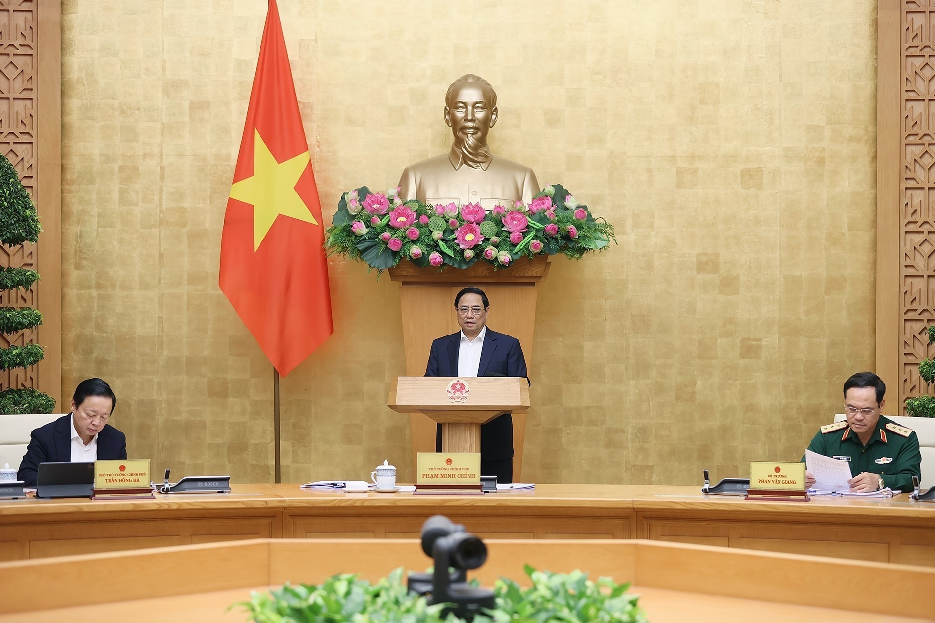 Không để cài cắm lợi ích nhóm trong xây dựng luật