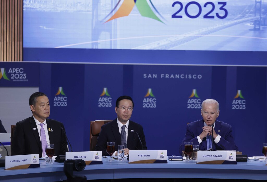 Chủ tịch nước dự Đối thoại giữa c&aacute;c nh&agrave; l&atilde;nh đạo APEC với kh&aacute;ch mời - Ảnh 1.