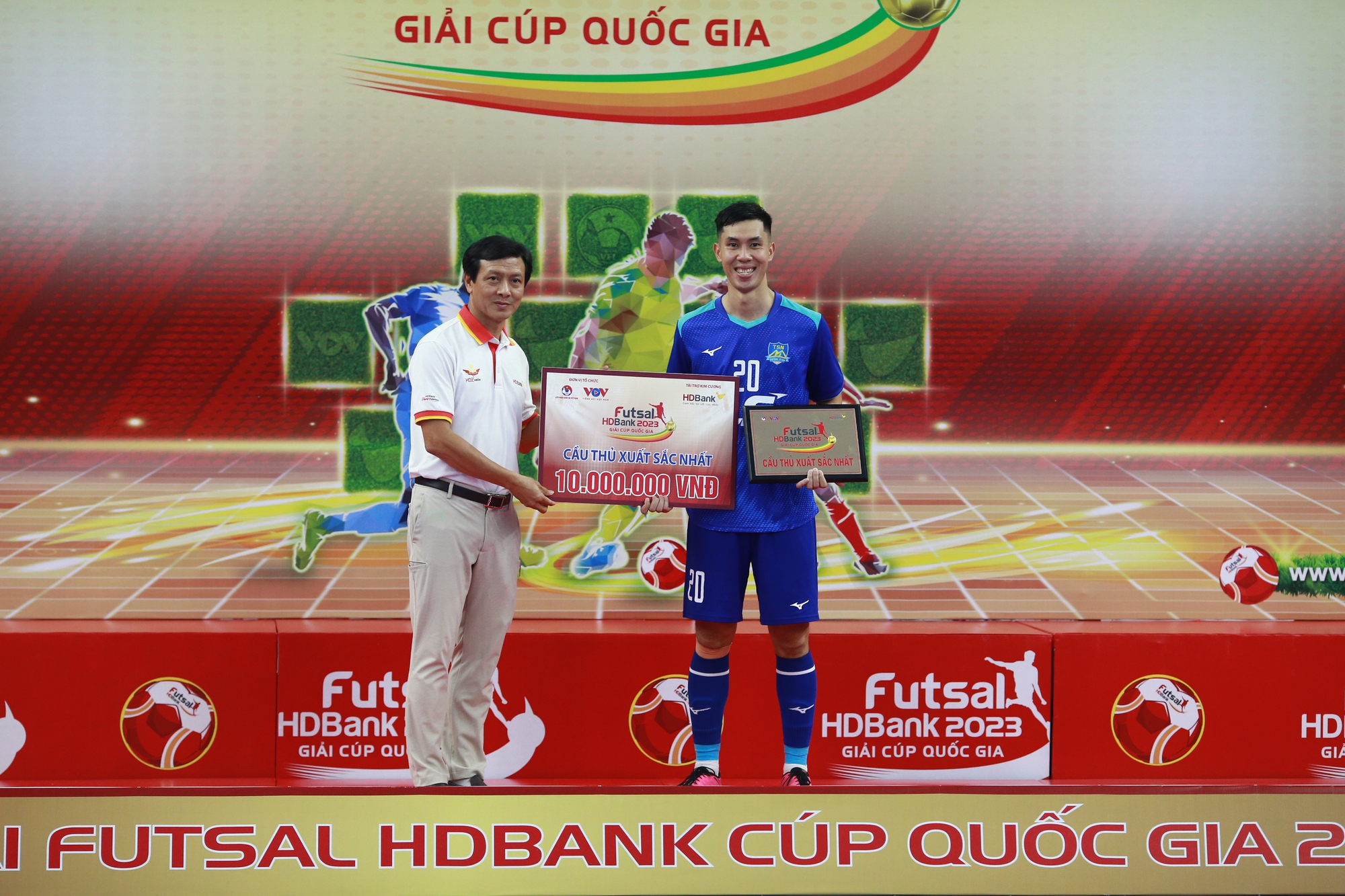 Futsal C&uacute;p quốc gia 2023: Th&aacute;i Sơn Nam v&ocirc; địch, ho&agrave;n tất c&uacute; đ&uacute;p danh hiệu - Ảnh 7.