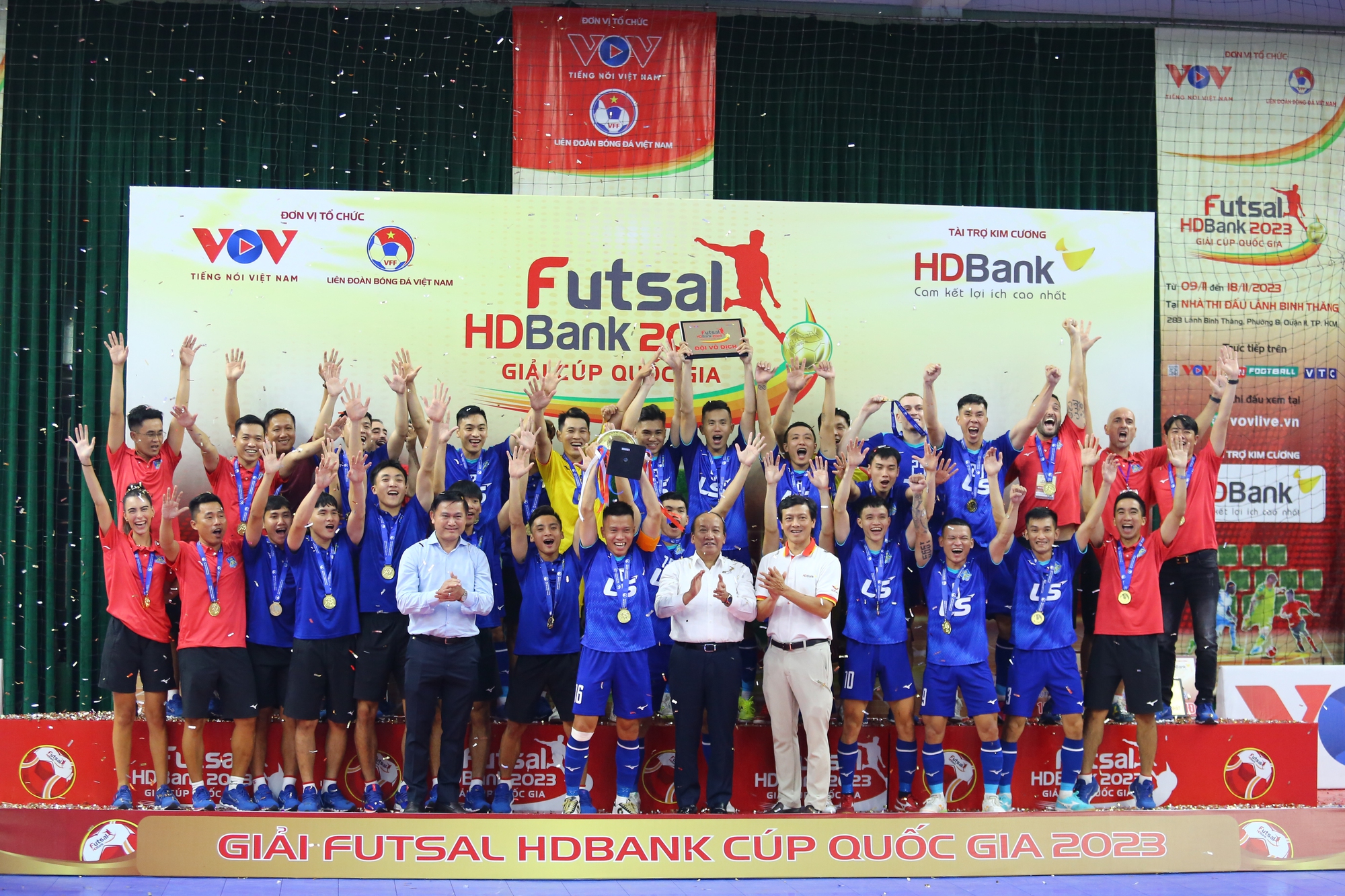 Futsal C&uacute;p quốc gia 2023: Th&aacute;i Sơn Nam v&ocirc; địch, ho&agrave;n tất c&uacute; đ&uacute;p danh hiệu - Ảnh 1.