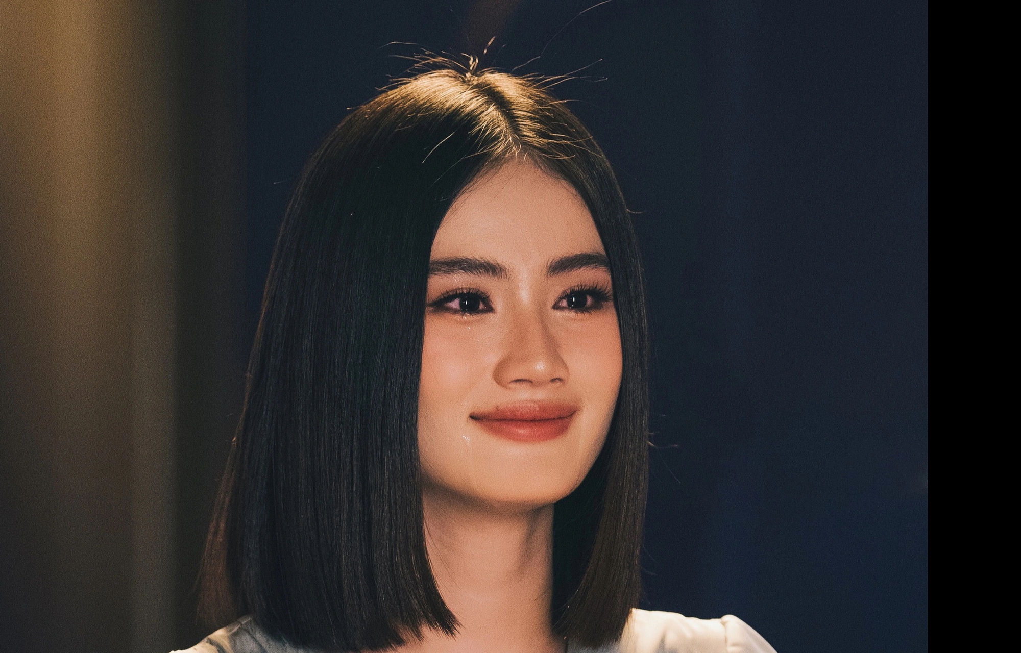 Hoa hậu Ý Nhi nói lời xin lỗi