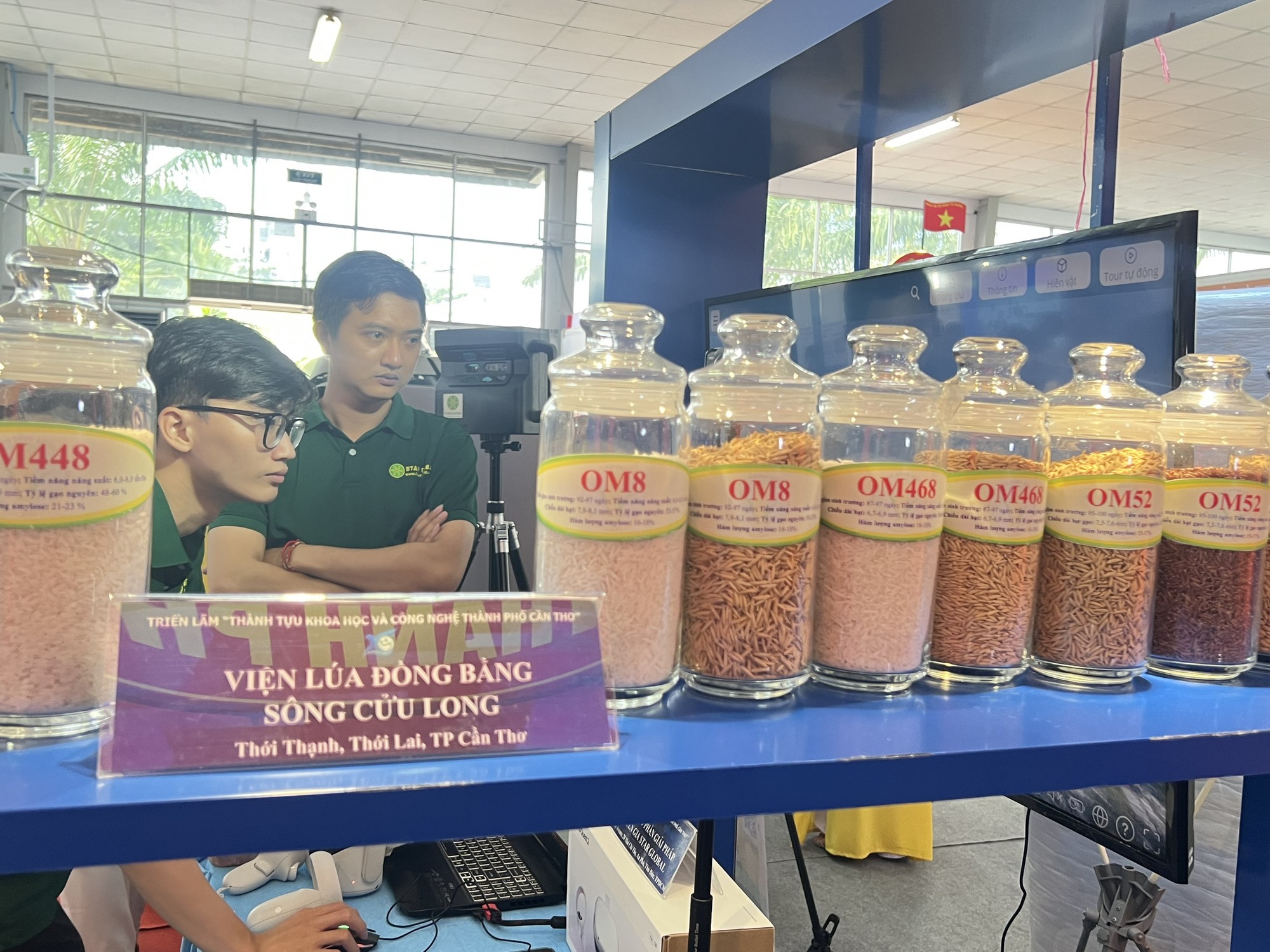 Cần Thơ: Khai mạc sự kiện lớn ch&agrave;o mừng 20 năm th&agrave;nh phố trực thuộc trung ương - Ảnh 11.