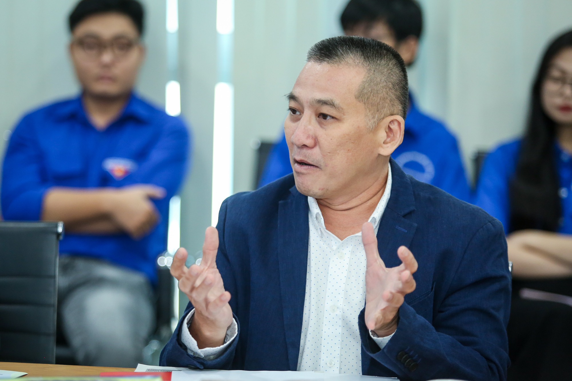 B&aacute;o Thanh Ni&ecirc;n tổ chức cuộc thi s&aacute;ng t&aacute;c biểu trưng, ca kh&uacute;c về thanh ni&ecirc;n - Ảnh 2.