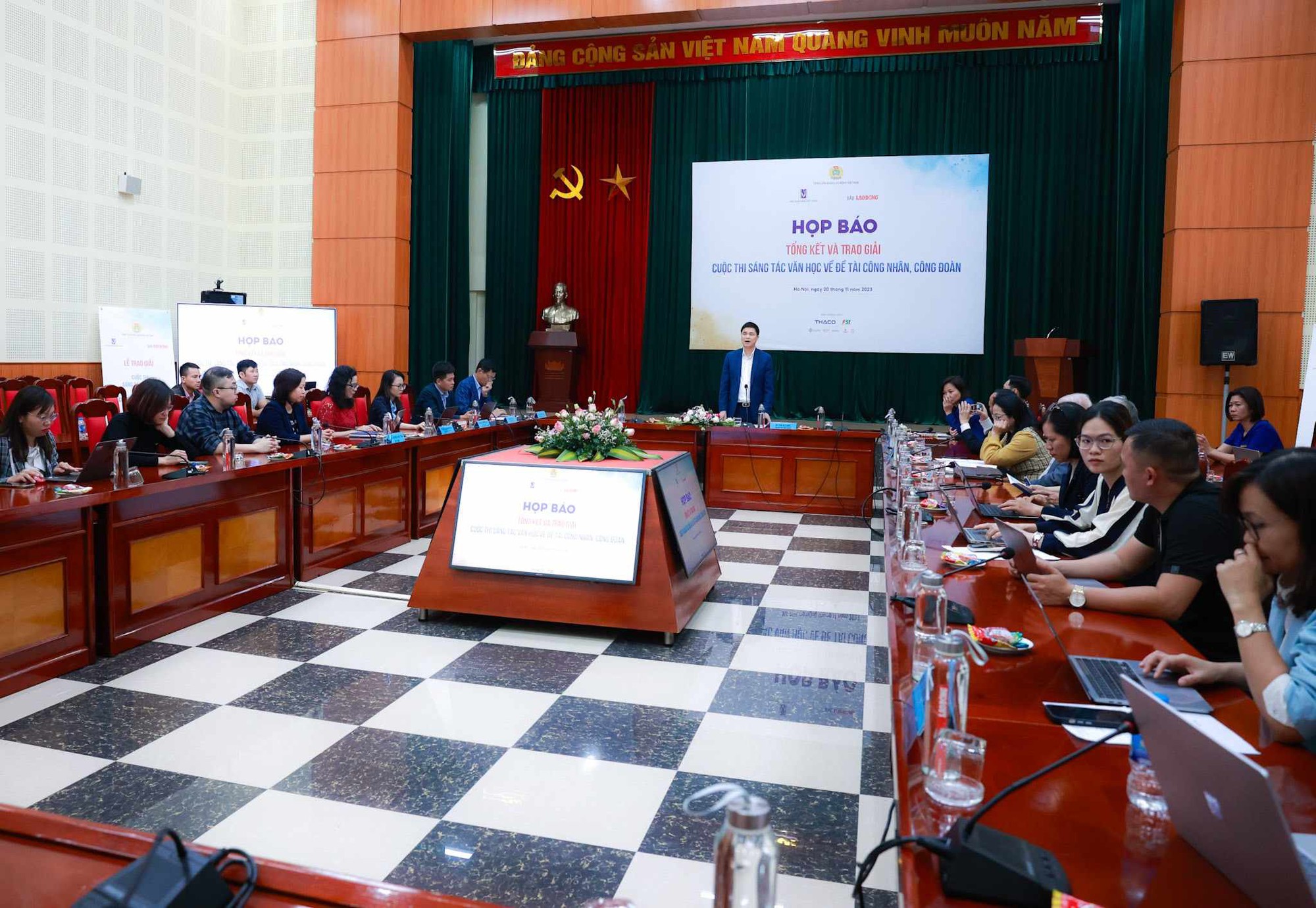 Ng&agrave;y 26-11 trao giải cuộc thi S&aacute;ng t&aacute;c văn học về đề t&agrave;i c&ocirc;ng nh&acirc;n, c&ocirc;ng đo&agrave;n - Ảnh 3.