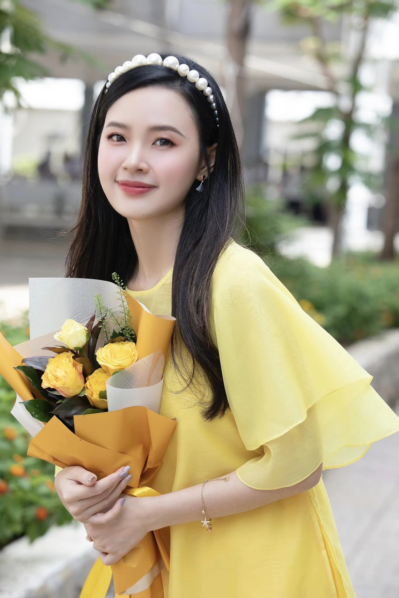 Showbiz Việt: Loạt sao mừng ngày 20 -11 - Ảnh 2.
