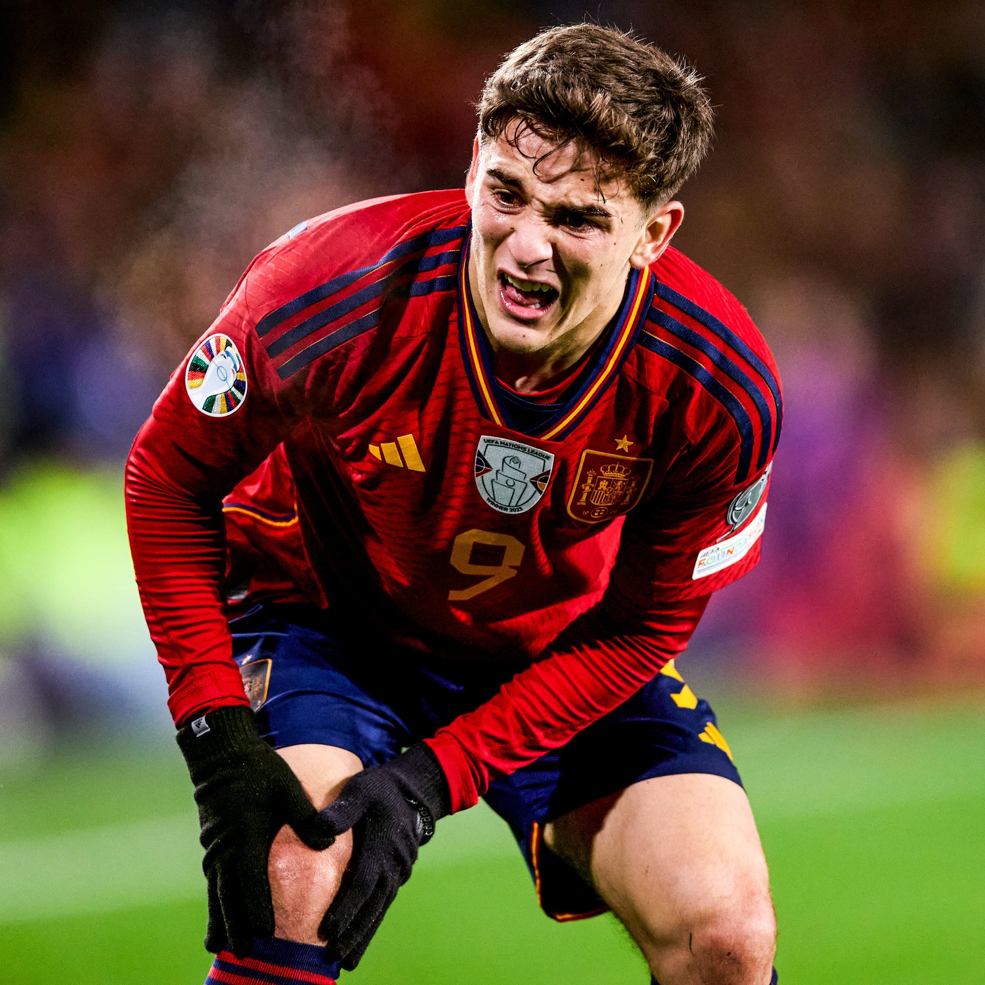 &ldquo;Virus UEFA/FIFA&rdquo; l&agrave;m c&aacute;c CLB Ch&acirc;u &Acirc;u đau đầu - Ảnh 2.
