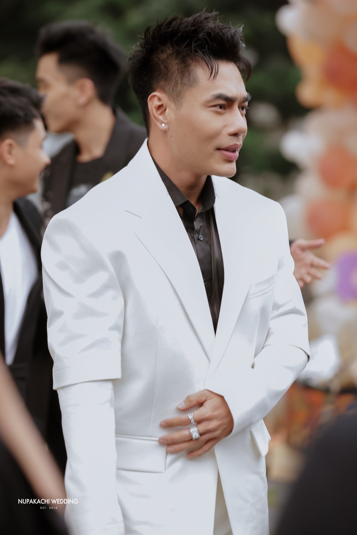 Showbiz Việt tề tựu đ&aacute;m cưới diễn vi&ecirc;n Phương Lan - Ảnh 17.