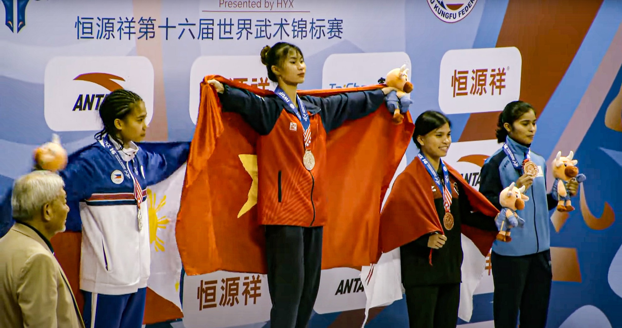 Gi&agrave;nh th&ecirc;m 3 HCV, wushu Việt Nam kh&eacute;p lại giải thế giới th&agrave;nh c&ocirc;ng - Ảnh 4.