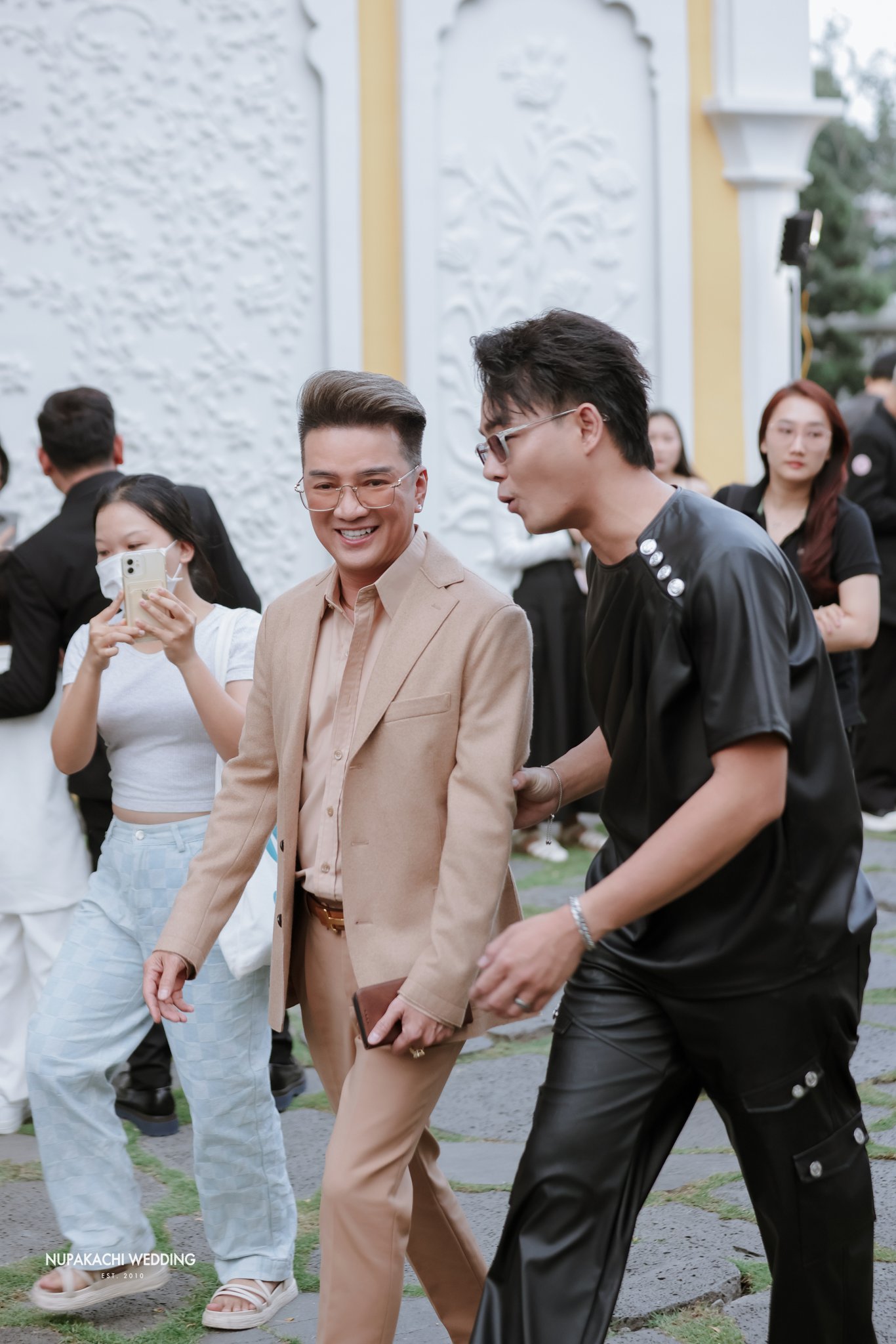 Showbiz Việt tề tựu đ&aacute;m cưới diễn vi&ecirc;n Phương Lan - Ảnh 20.