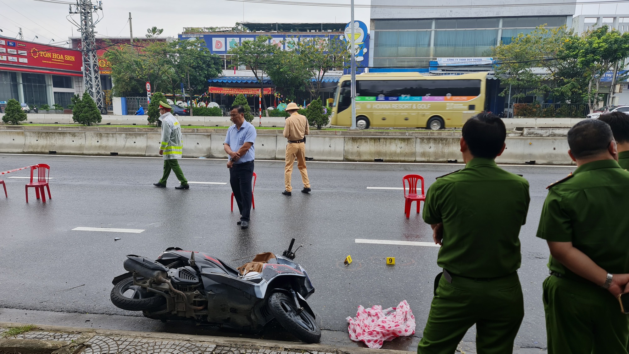 Cướp ng&acirc;n h&agrave;ng tại Đ&agrave; Nẵng, 1 bảo vệ tử vong - Ảnh 5.