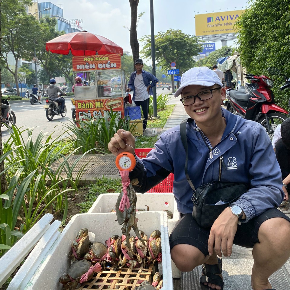 Đủ kiểu xoay xở vượt khó - Ảnh 1.