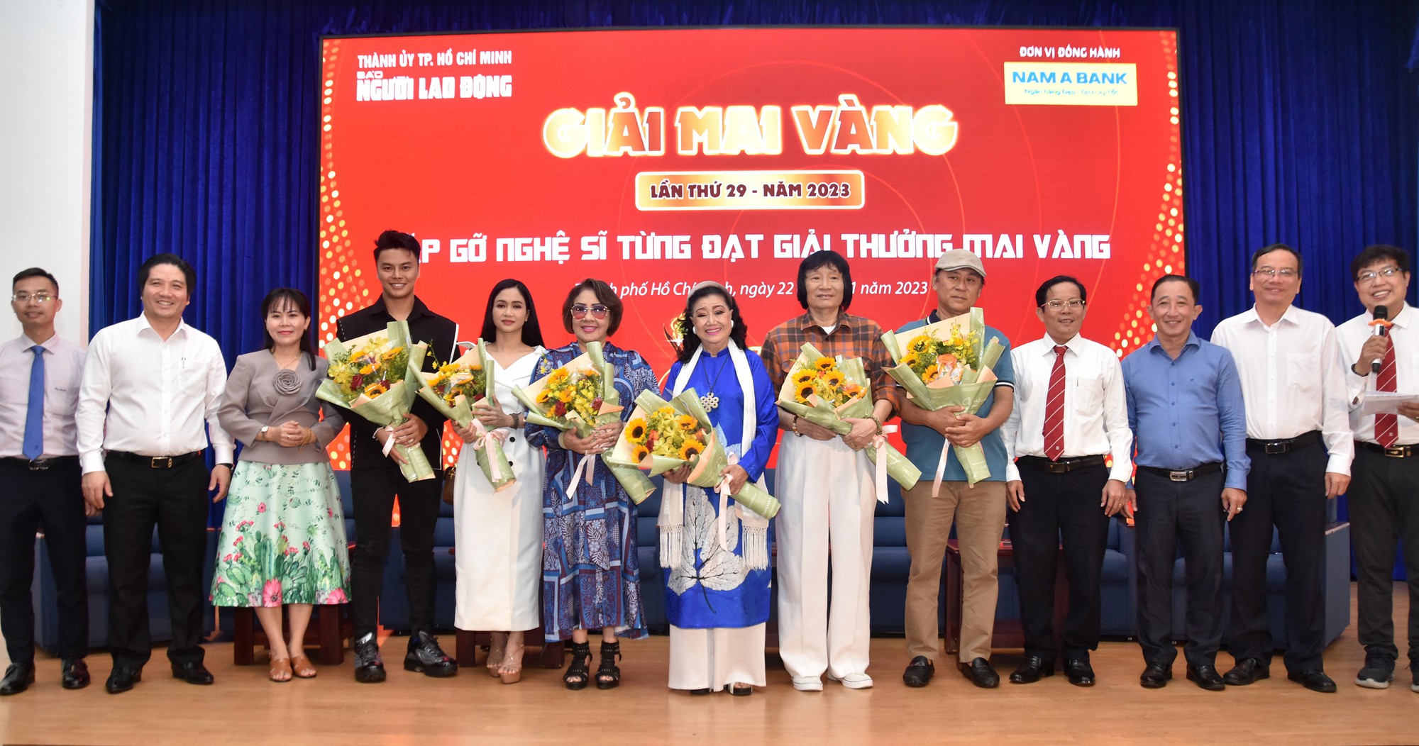 Nơi hội ngộ của những nghệ sĩ vì cộng đồng