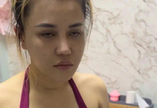 Bắt nữ DJ ở TP HCM cầm đầu đường dây pha chế "nước vui" khủng