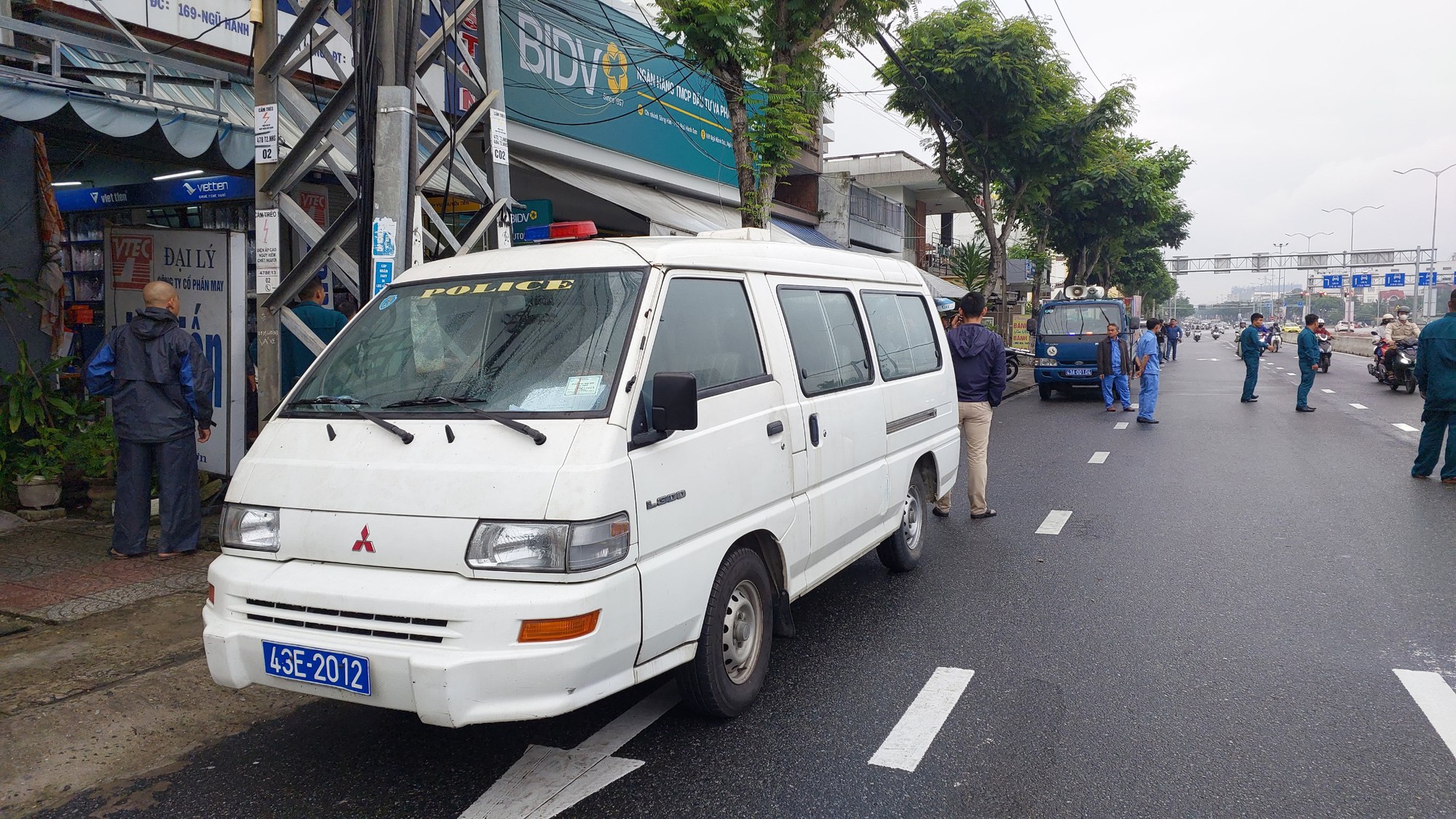 Lời khai ban đầu của 2 nghi phạm cướp ng&acirc;n h&agrave;ng ở Đ&agrave; Nẵng - Ảnh 5.